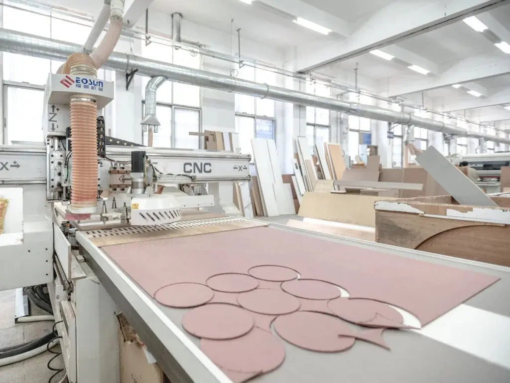 Shop-Fitting-Spray-Adhesive Spray Glue UK